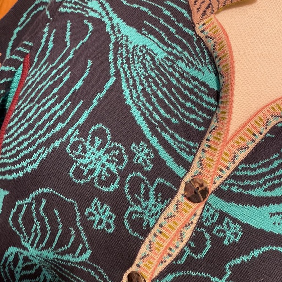 IVKO Women front button cardigan embroidered size 38 medium or 8 like new - Picture 3 of 13